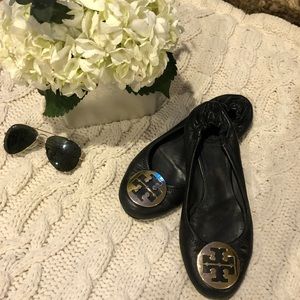 Tory Burch Black Reva Minnie Flats size 8.5